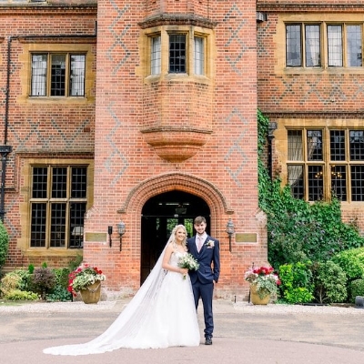 Hanbury Manor Wedding Fair hosted by County Wedding Events